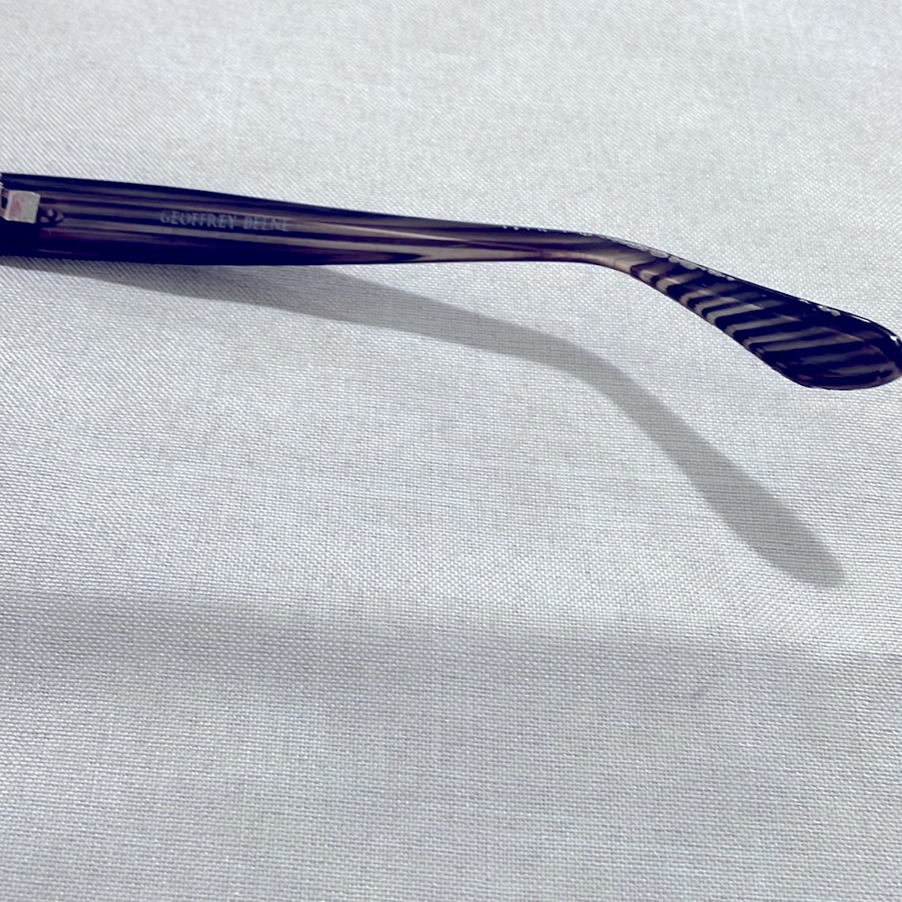 Geoffrey Beene Classic Rectangular Black Sunglass… - image 7